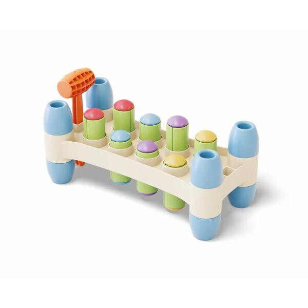 PlayEco - zatloukání barevných kolíčků